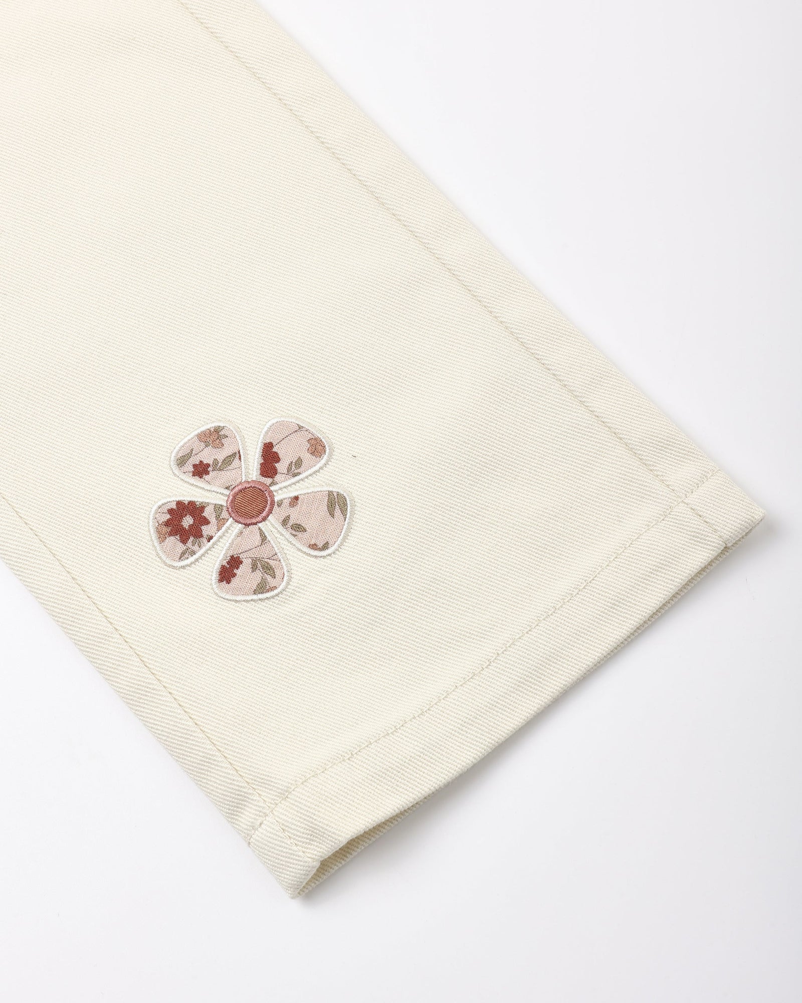 Rylee + Cru Straight Leg Pant | Daisy Patches