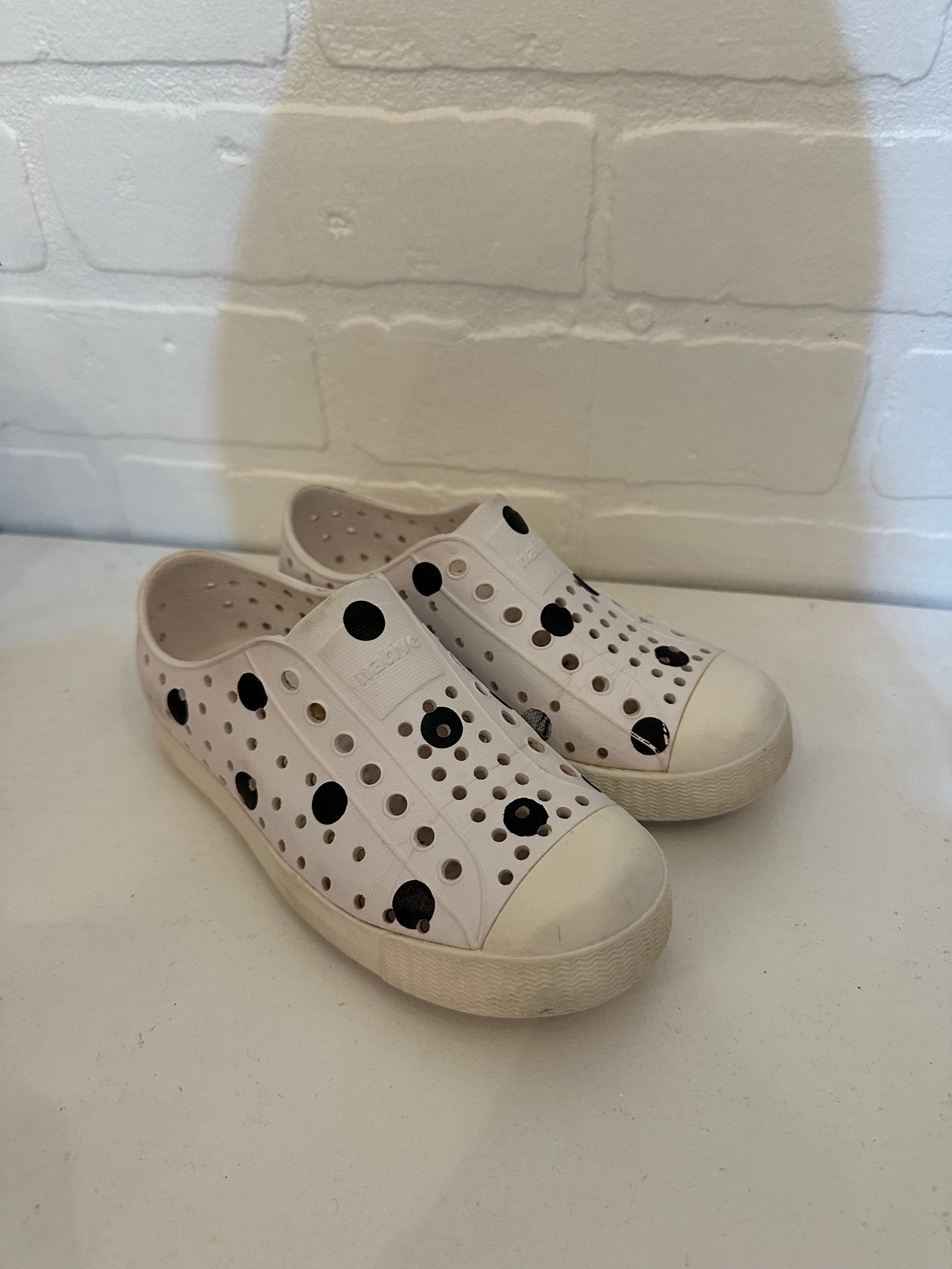 (RE)Wear Polkadot Natives | Size 11