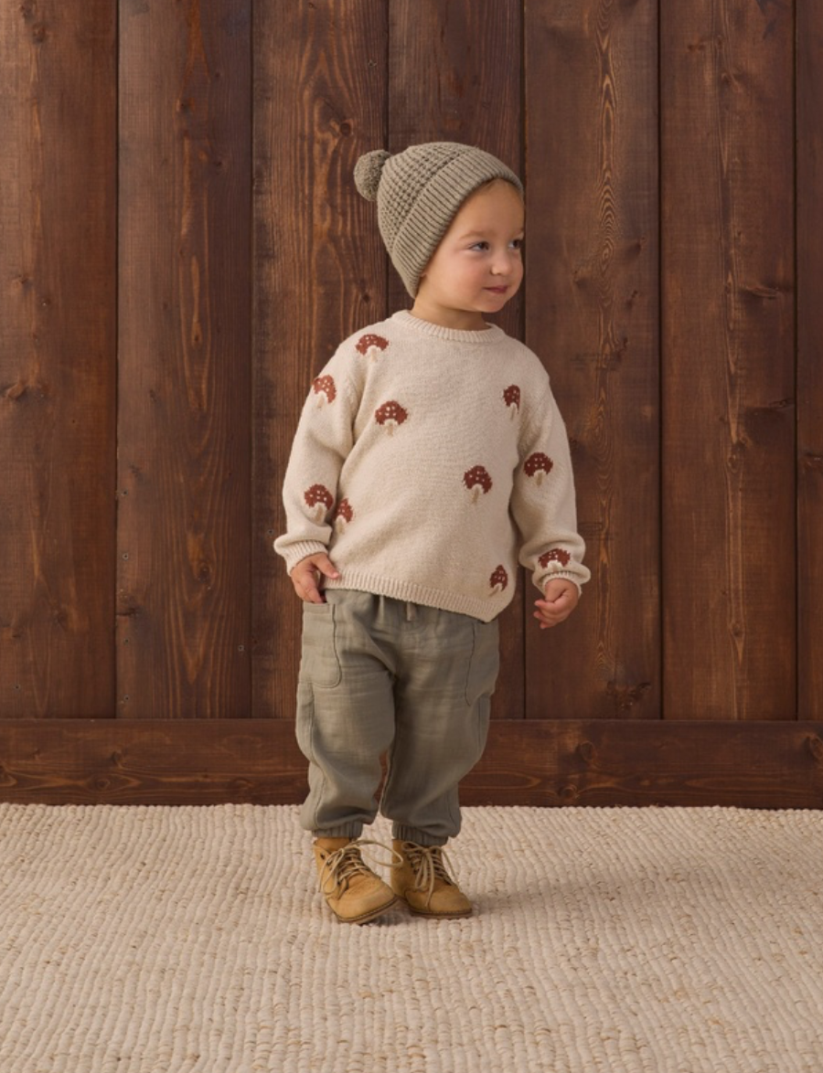 Quincy Mae Luca Pant | Spruce