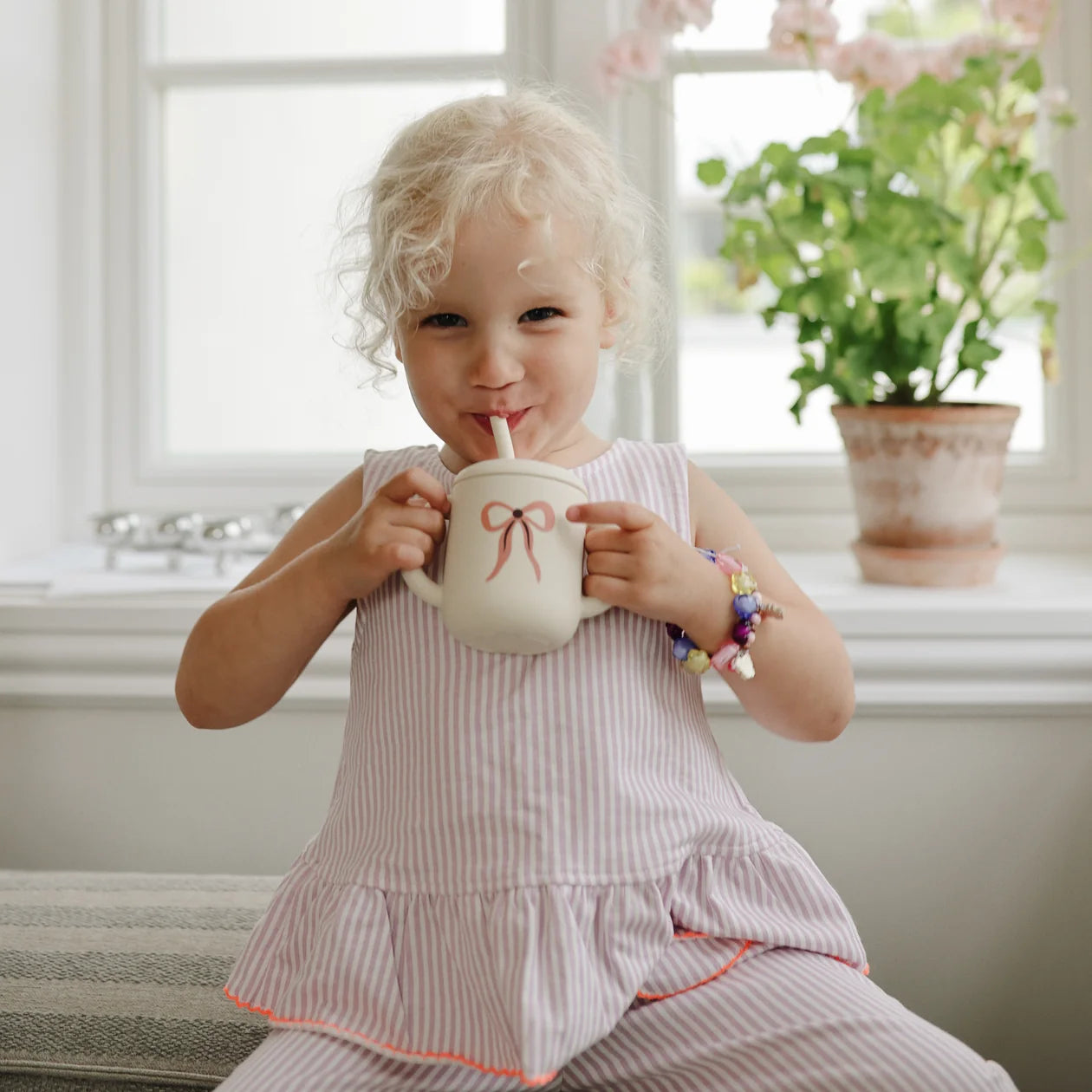 Mushie Silicone Training Cup | Bows