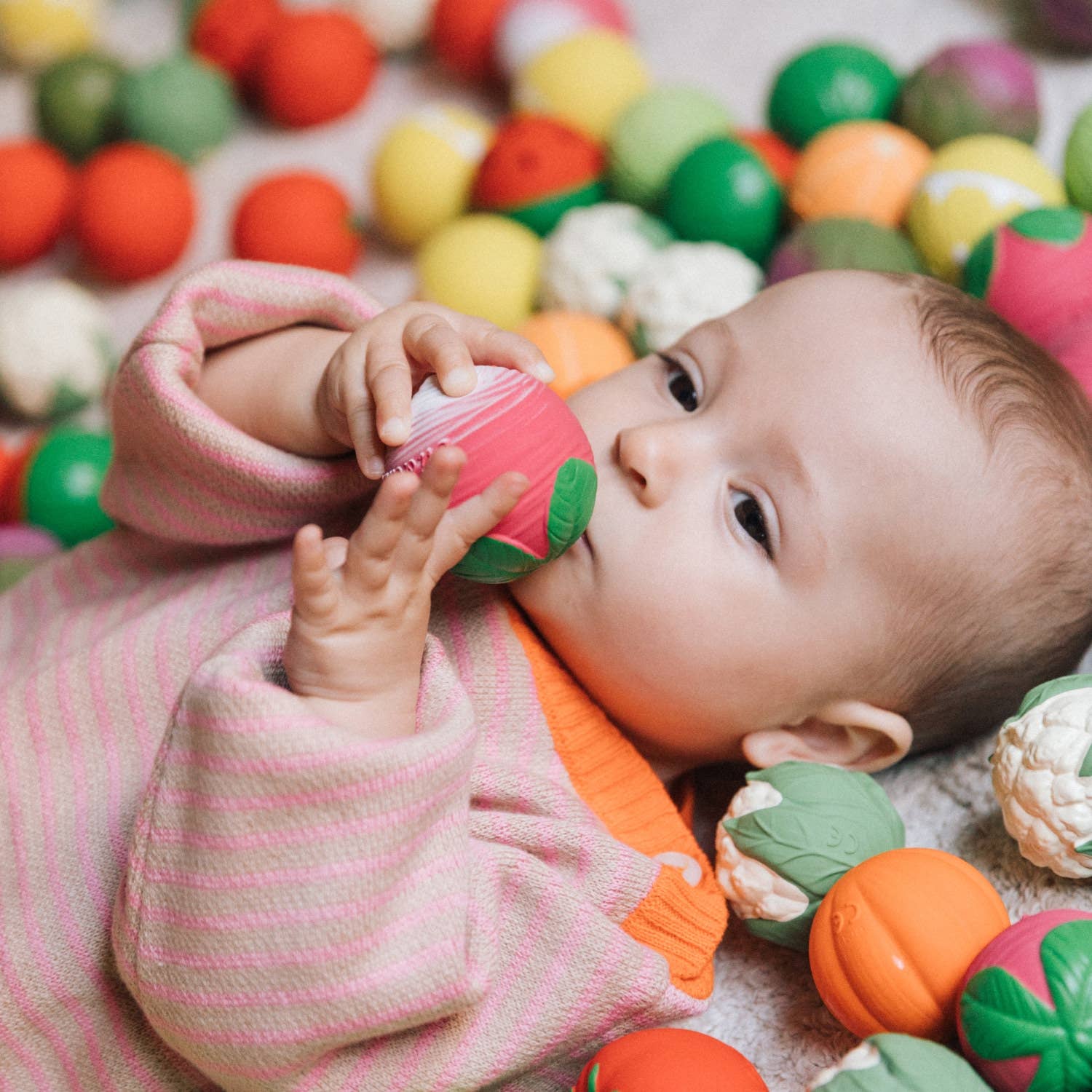 Oli & Carol Veggie Salad Baby Sensory Balls