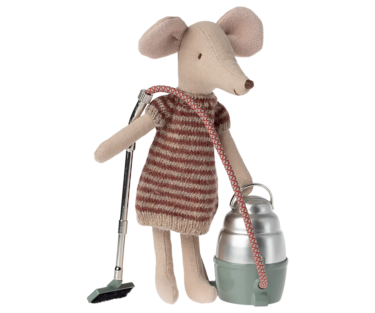 Maileg Mouse Vaccuum