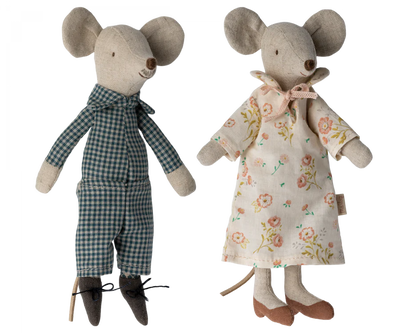Maileg Grandma and Grandpa Mice in Cigarbox