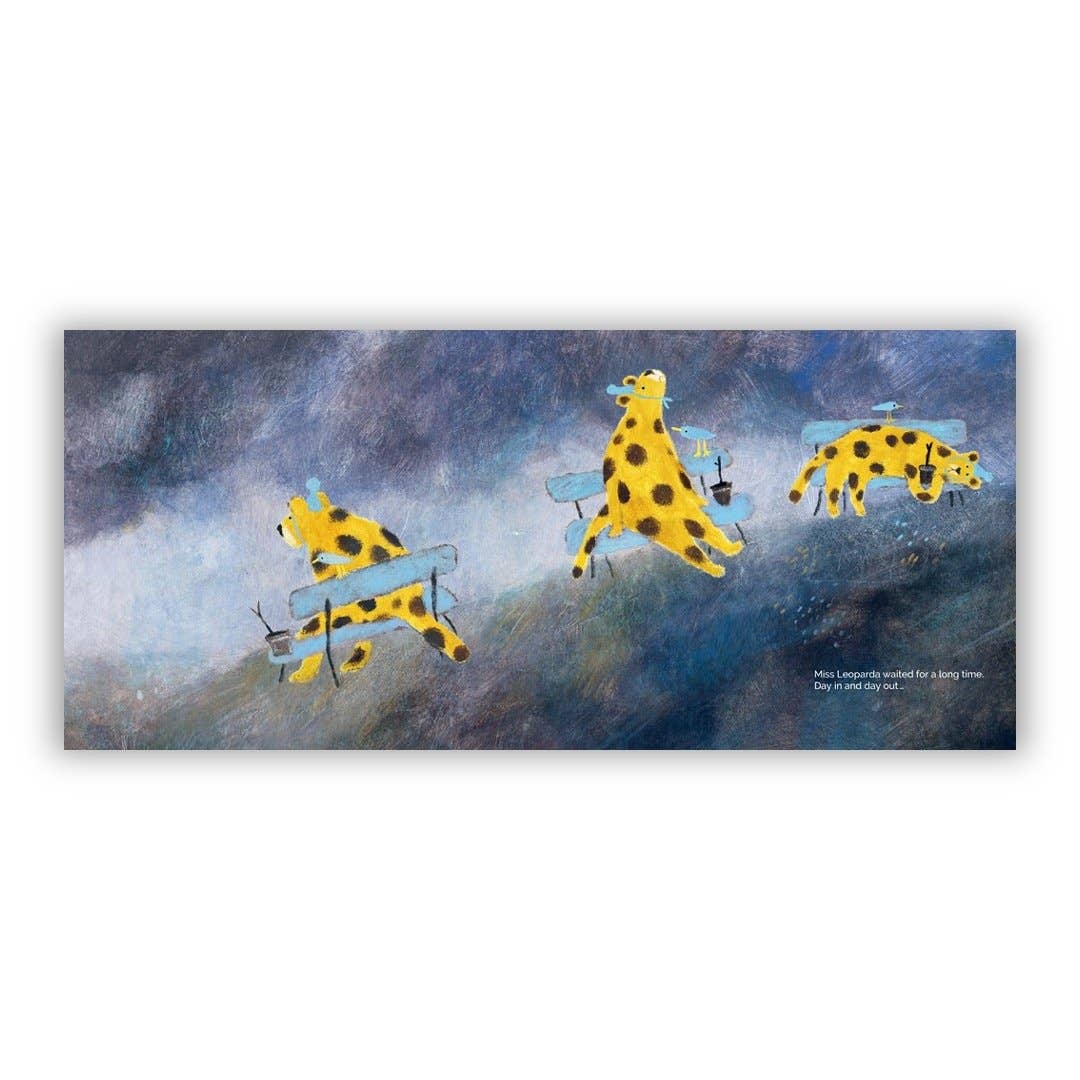 Miss Leoparda Book