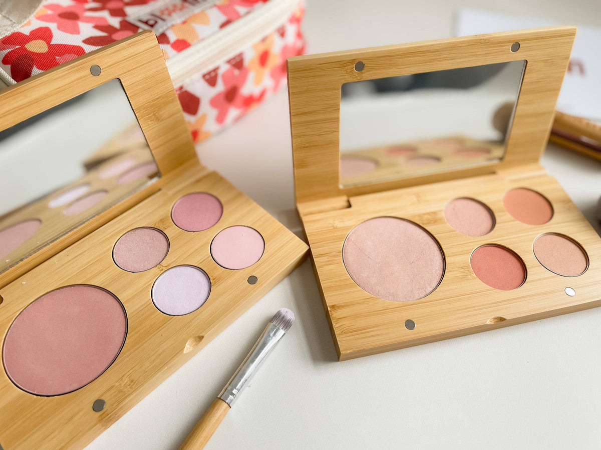 True Bloom Bloom Makeup Kit
