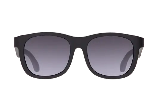 Babiators Gradient Lens Polarized Navigator Sunglasses | Black