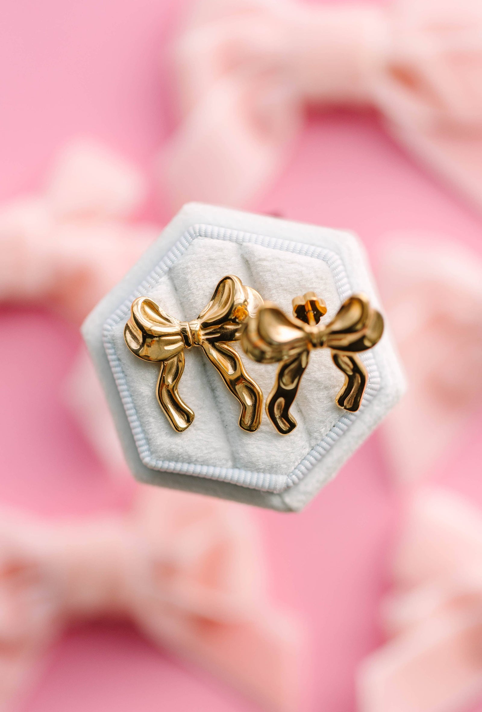 Pierced Co. Jumbo Bows Earrings