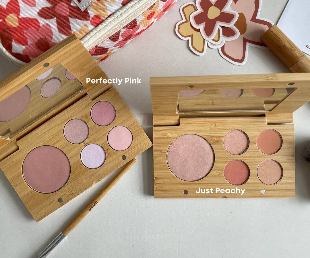 True Bloom Bloom Makeup Kit