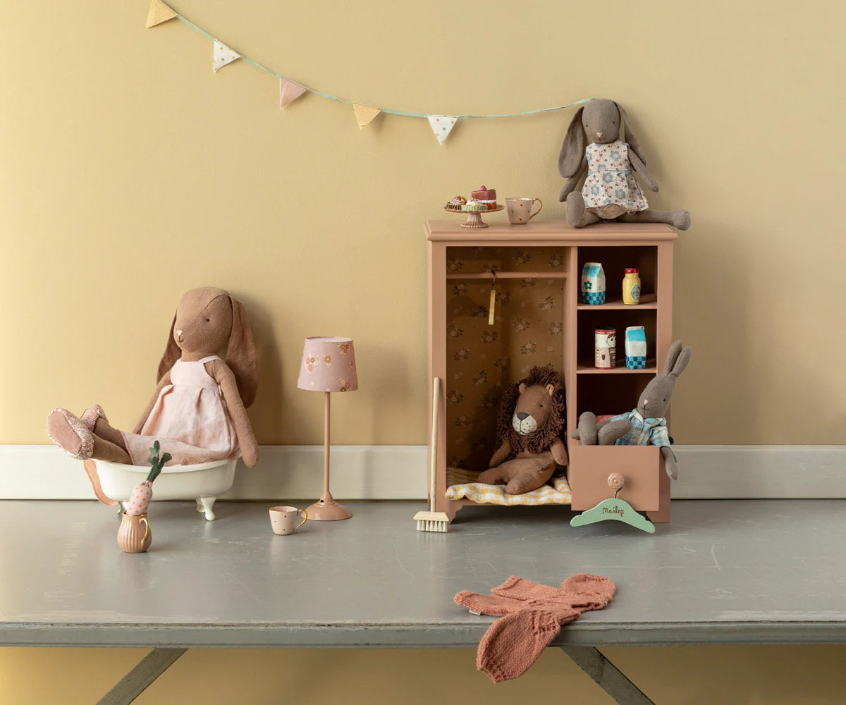 Maileg Chocolate Bunny Size 3 | Dress and shoes