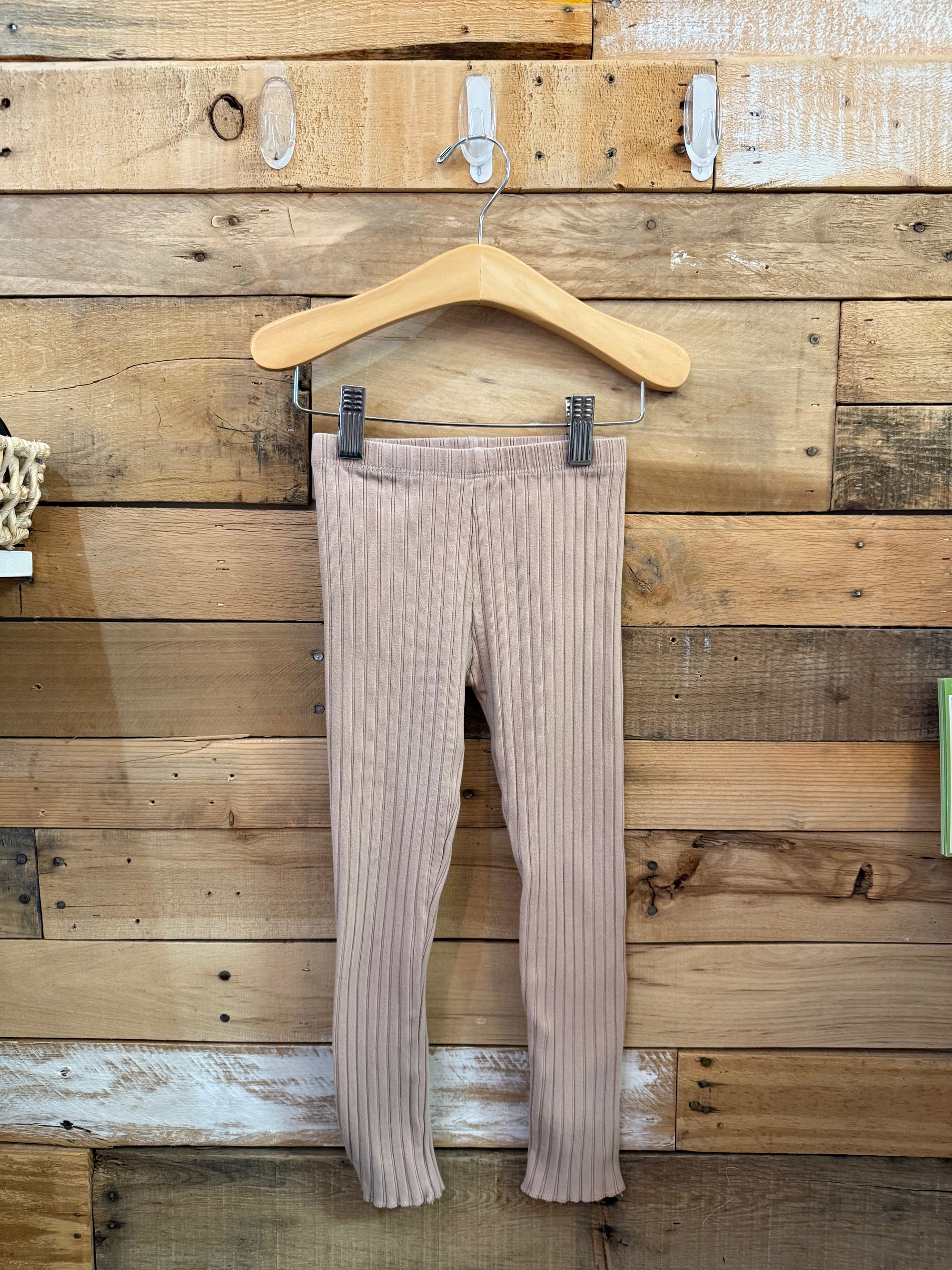 (RE)Wear Rylee + Cru Leggings | Size 6/7