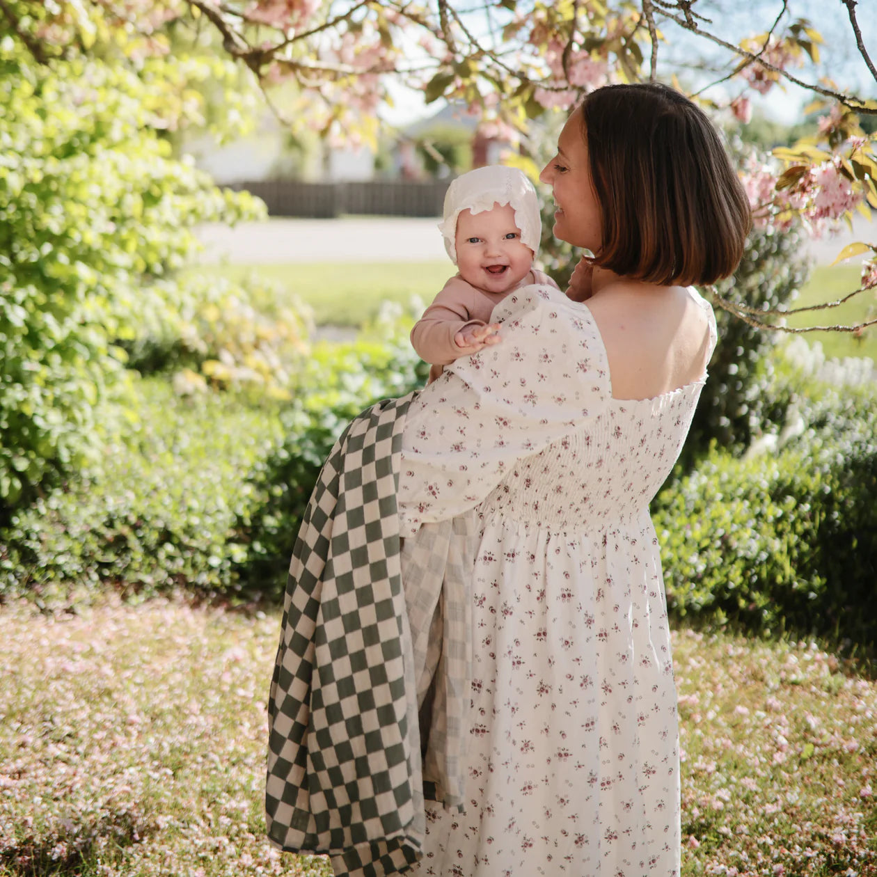 Mushie Organic Swaddle Blanket | Olive Check