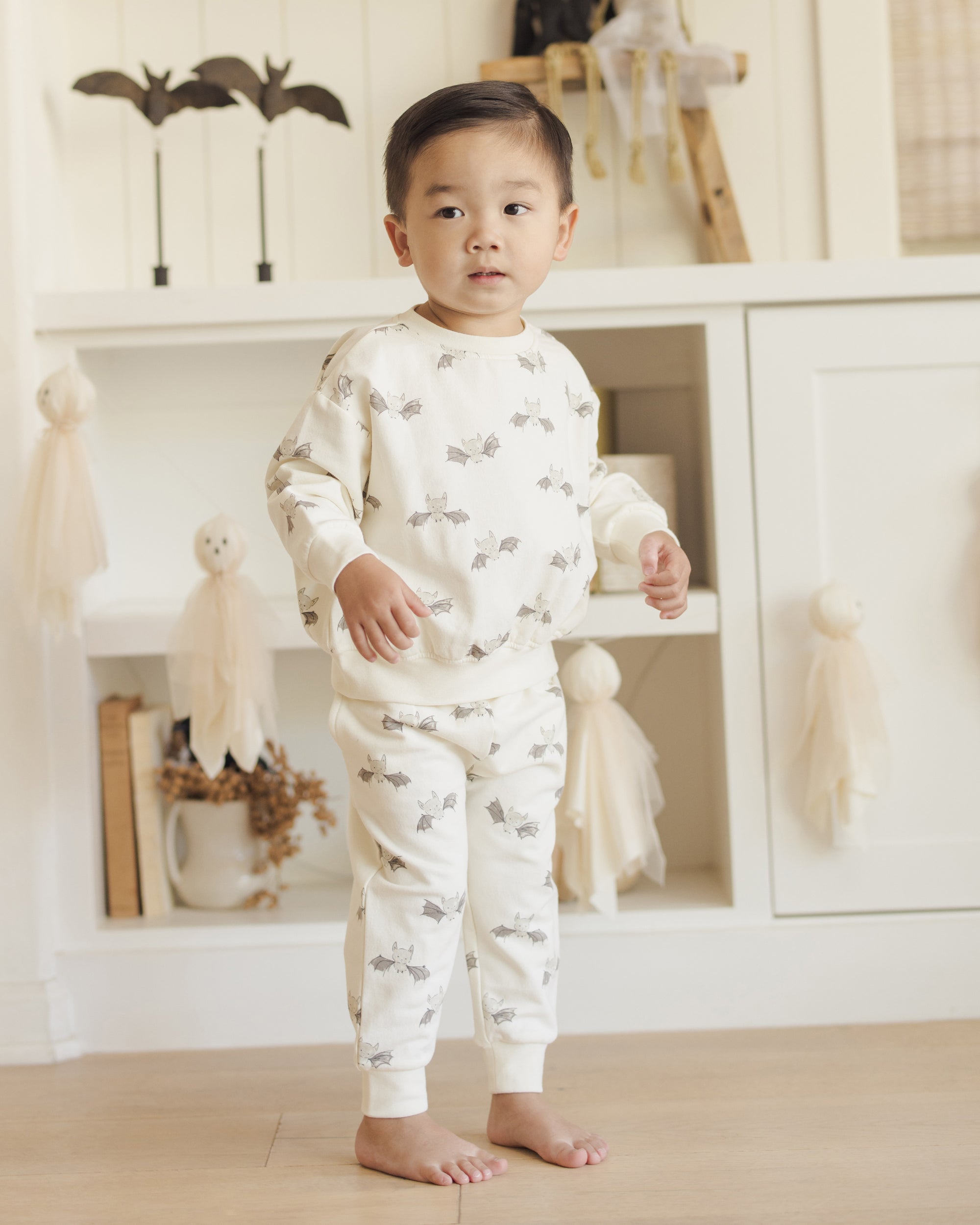 Quincy Mae Relaxed Fleece Sweatpants | Bats