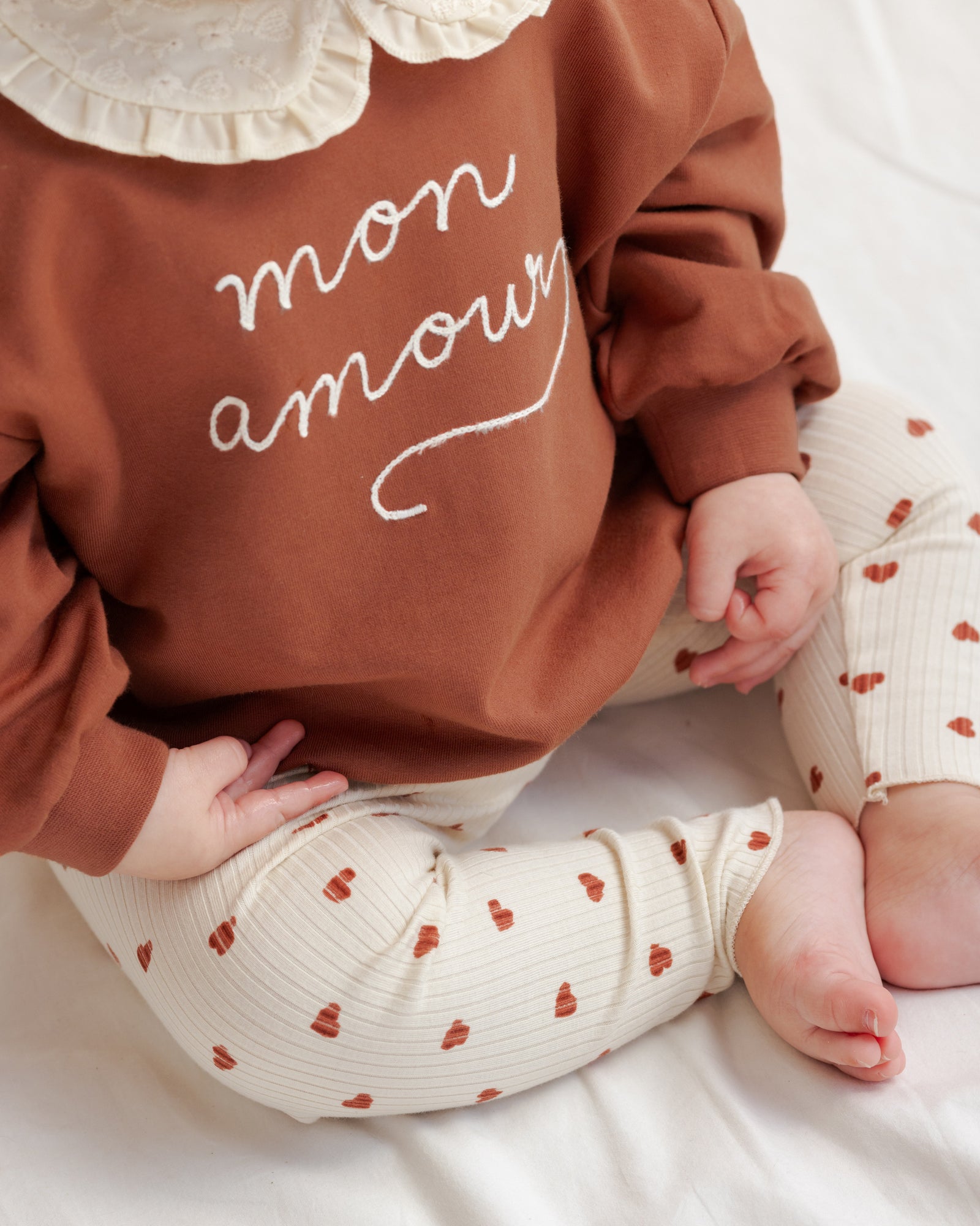 Quincy Mae Collared Sweatshirt | Mon Amour
