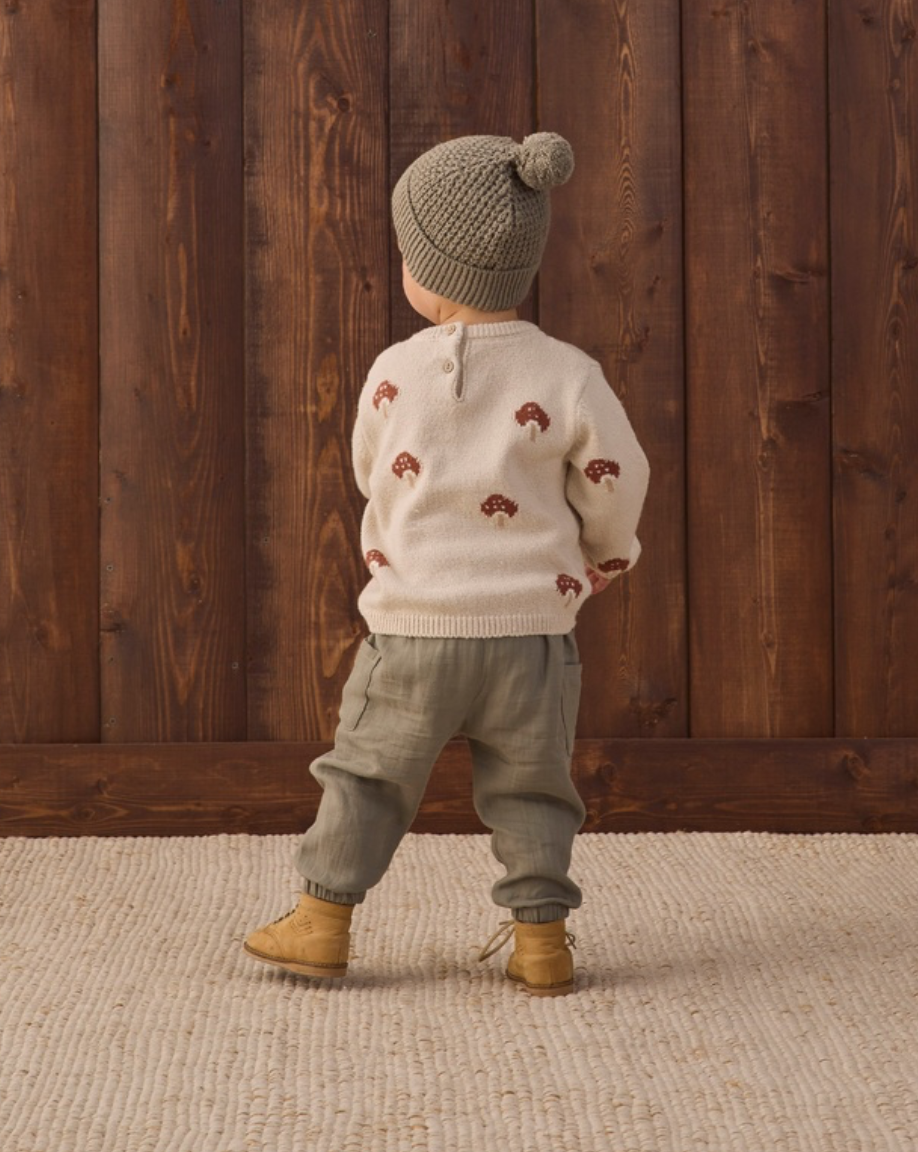 Quincy Mae Luca Pant | Spruce