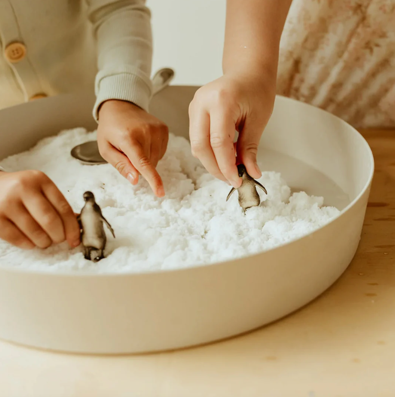 Glo Pals Sensory Snow