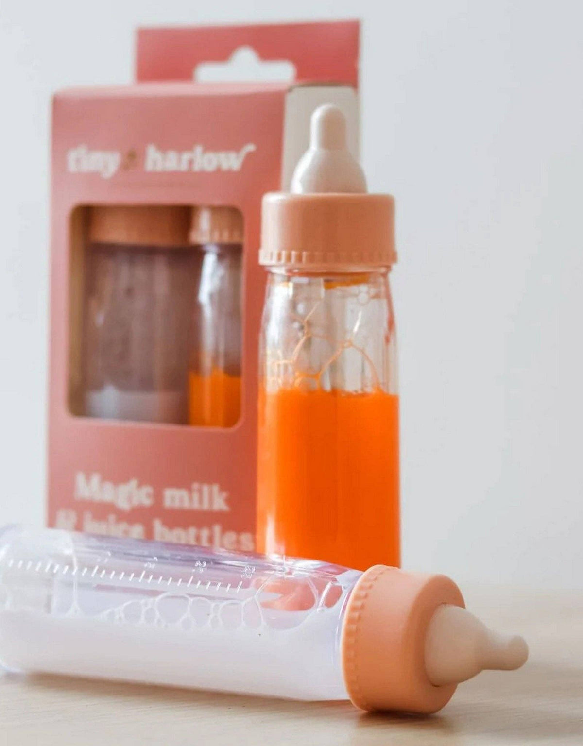 Tiny Harlow Bottled Milk and Juice set