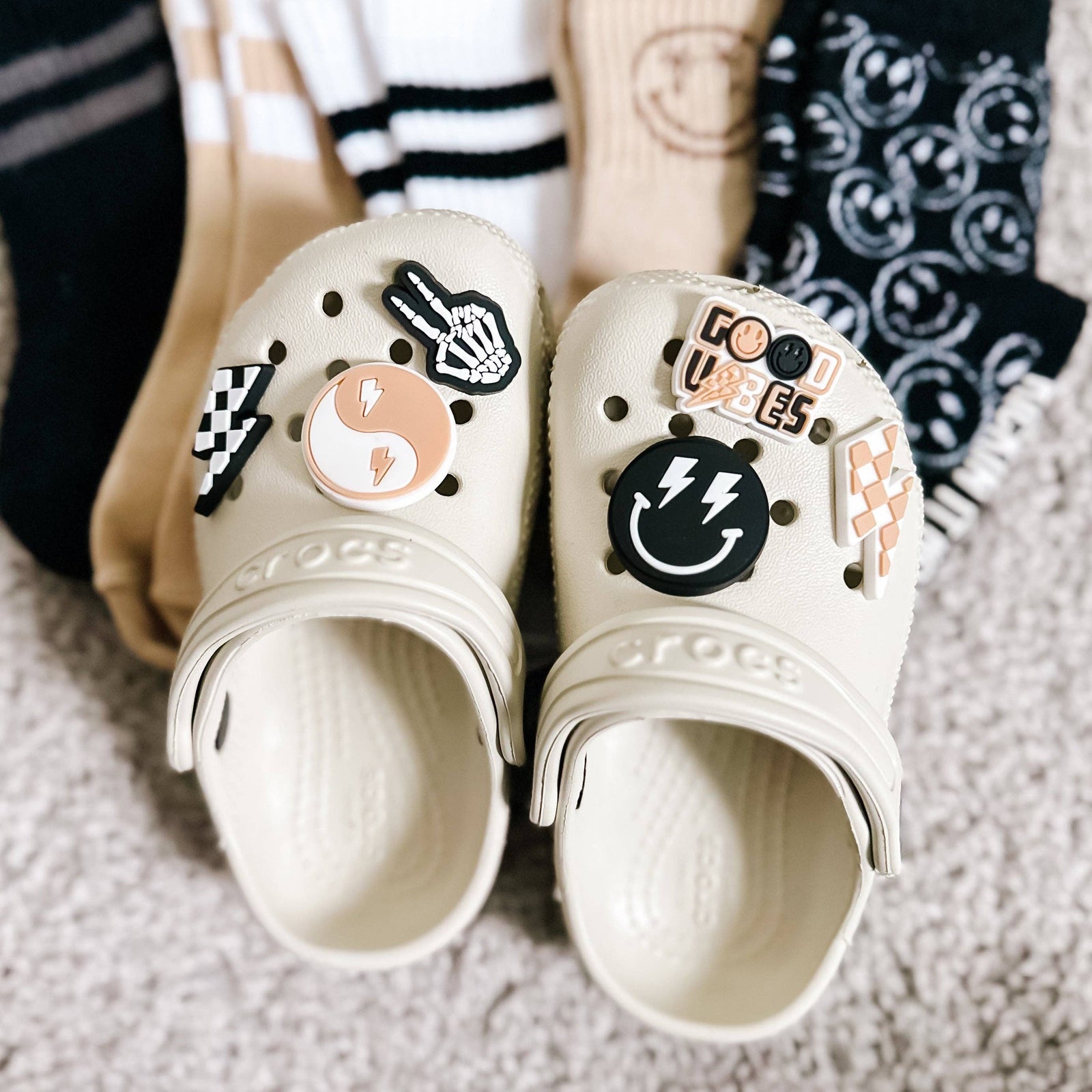 Good Vibes Shoe Charms