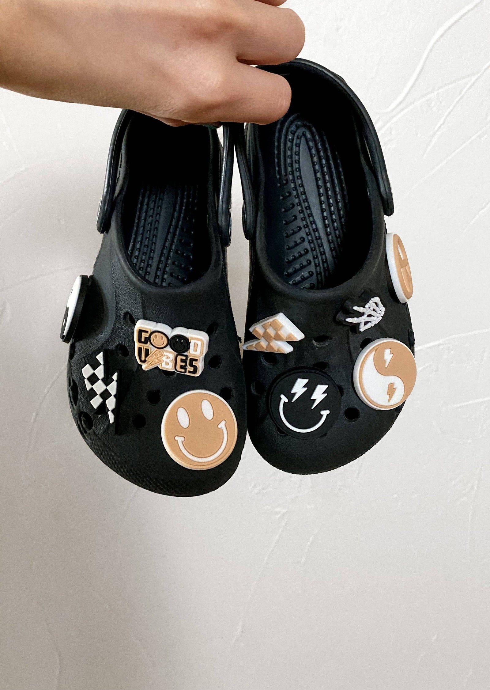 Good Vibes Shoe Charms