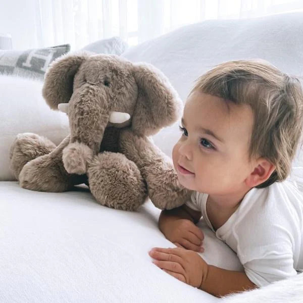 Mon Ami Plush | Oliver